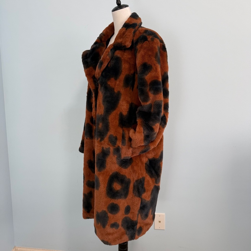 Stoosh Cowhide Print Faux Fur Coat Size XL - Picture 6 of 13